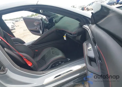 2025 Chevrolet Corvette E-Ray Rwd 3Lz from USA, damaged, VIN 1G1YM2D46S5500811